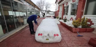 Yerli otomobil TOGG'dan esinlenerek kardan araç yaptı