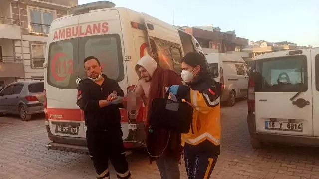 Eşinin aile evini basan damat 4 kişiyi yaralayıp intihar etti