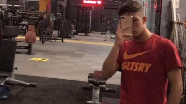 Galatasaray tişörtü giydiği için kulüpten gönderilen Egehan'a bomba teklif