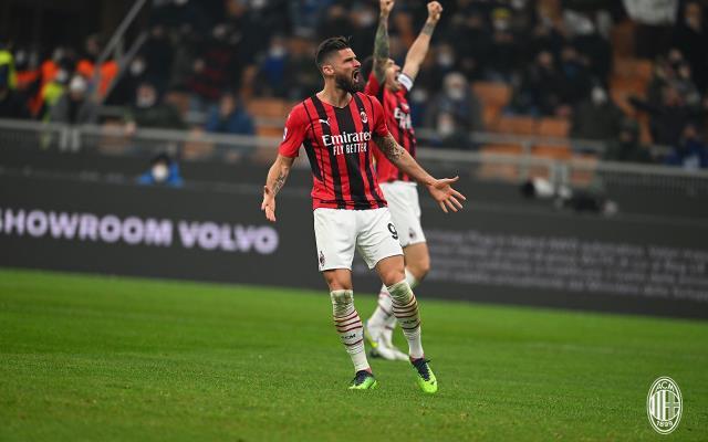 Hakan Çalhanoğlu oyundan çıktı, Milano derbisi karıştı! Ne olduysa 4 dakikada oldu