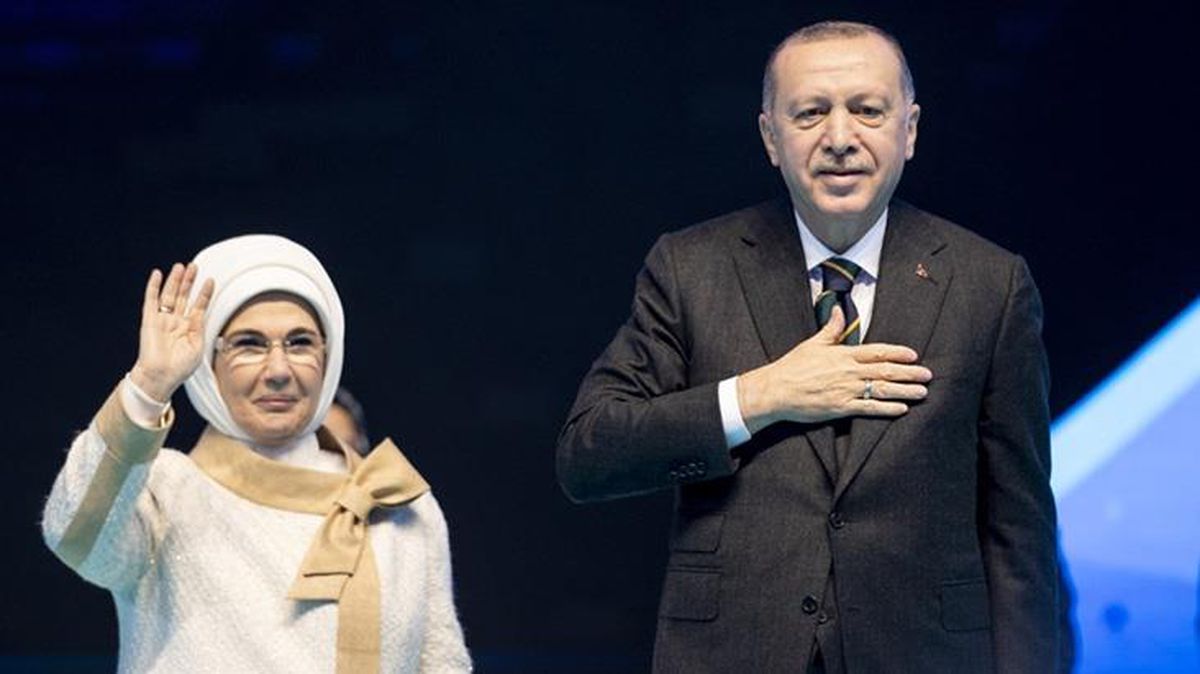 Son Dakika! Cumhurbaşkanı Erdoğan ve eşi Emine Erdoğan koronavirüse yakalandı
