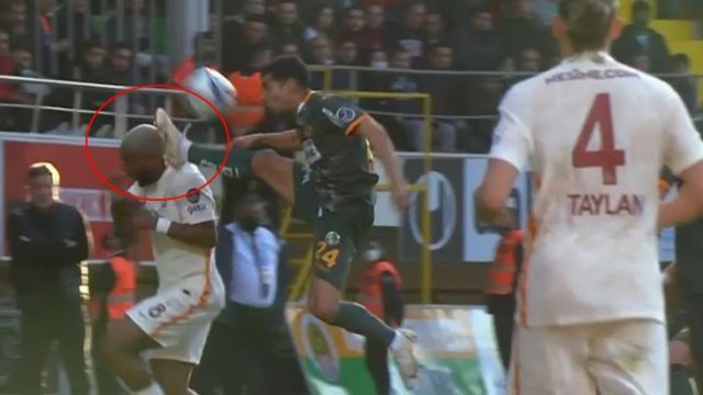 Aslan kabustan uyanamıyor! Galatasaray, Alanyaspor'la deplasmanda 1-1 berabere kaldı.