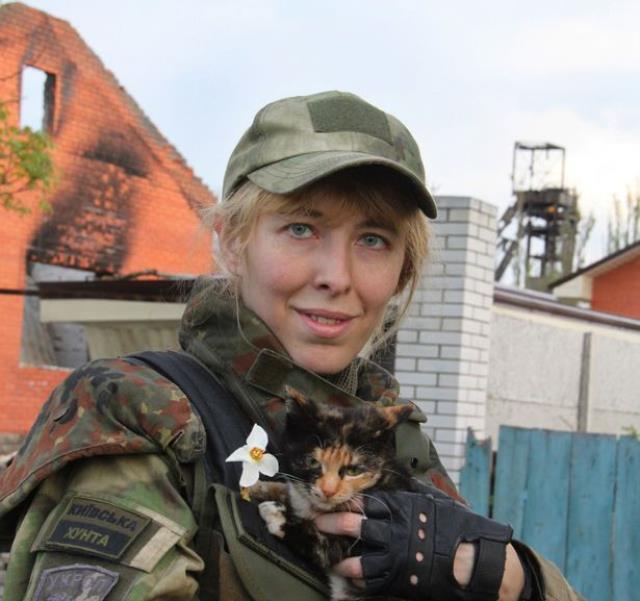 Bir gecede 3 Rus'u öldüren Ukrayna'nın en ünlü kadın nişancısı, Putin'e meydan okudu