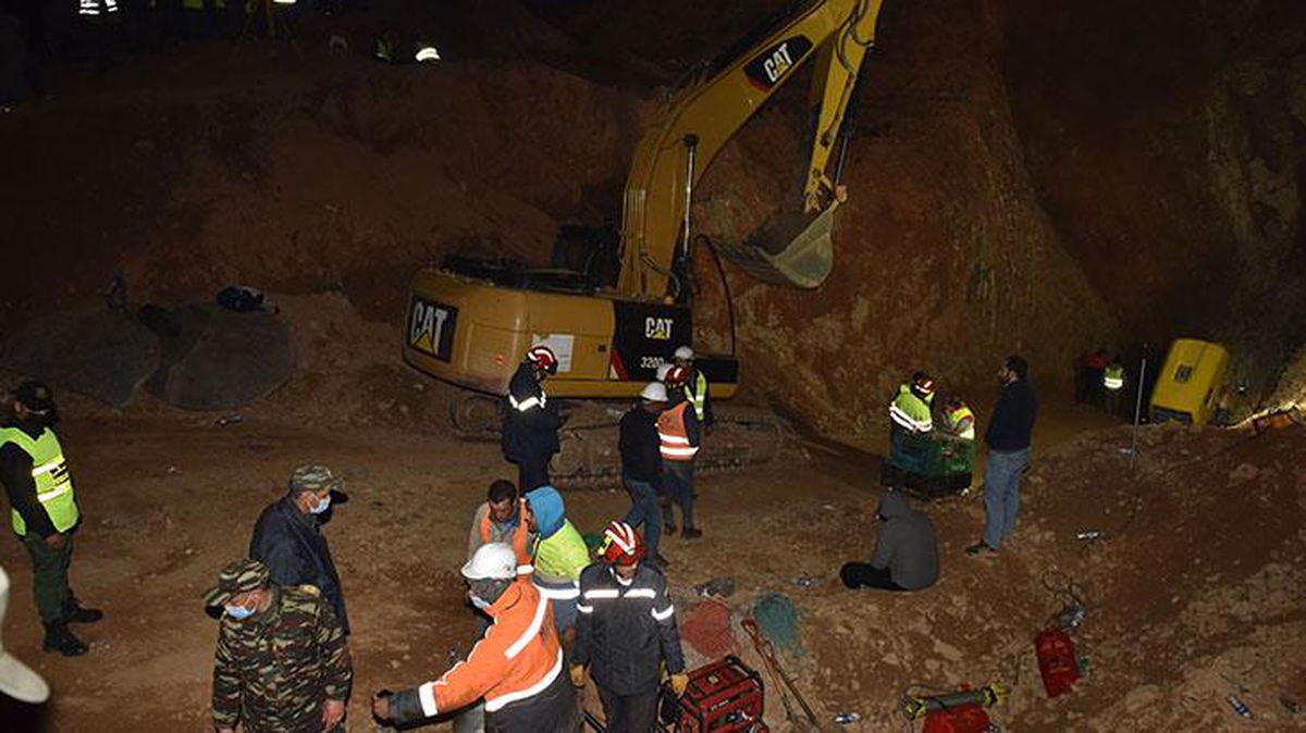 Fas'ta 5 gün önce kuyuya düşen çocuk, kurtarıldıktan sonra hayatını kaybetti