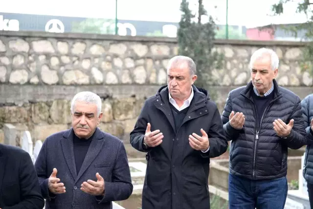 Fatih Terim'in babası Talat Terim dualarla anıldı