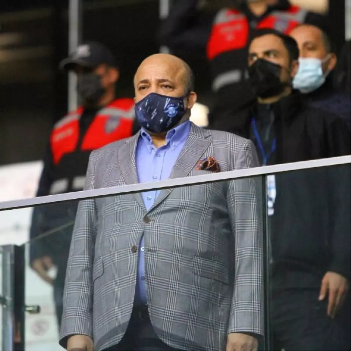 Adana Demirspor, Beşiktaş maçında bilet fiyatlarında indirime gitti