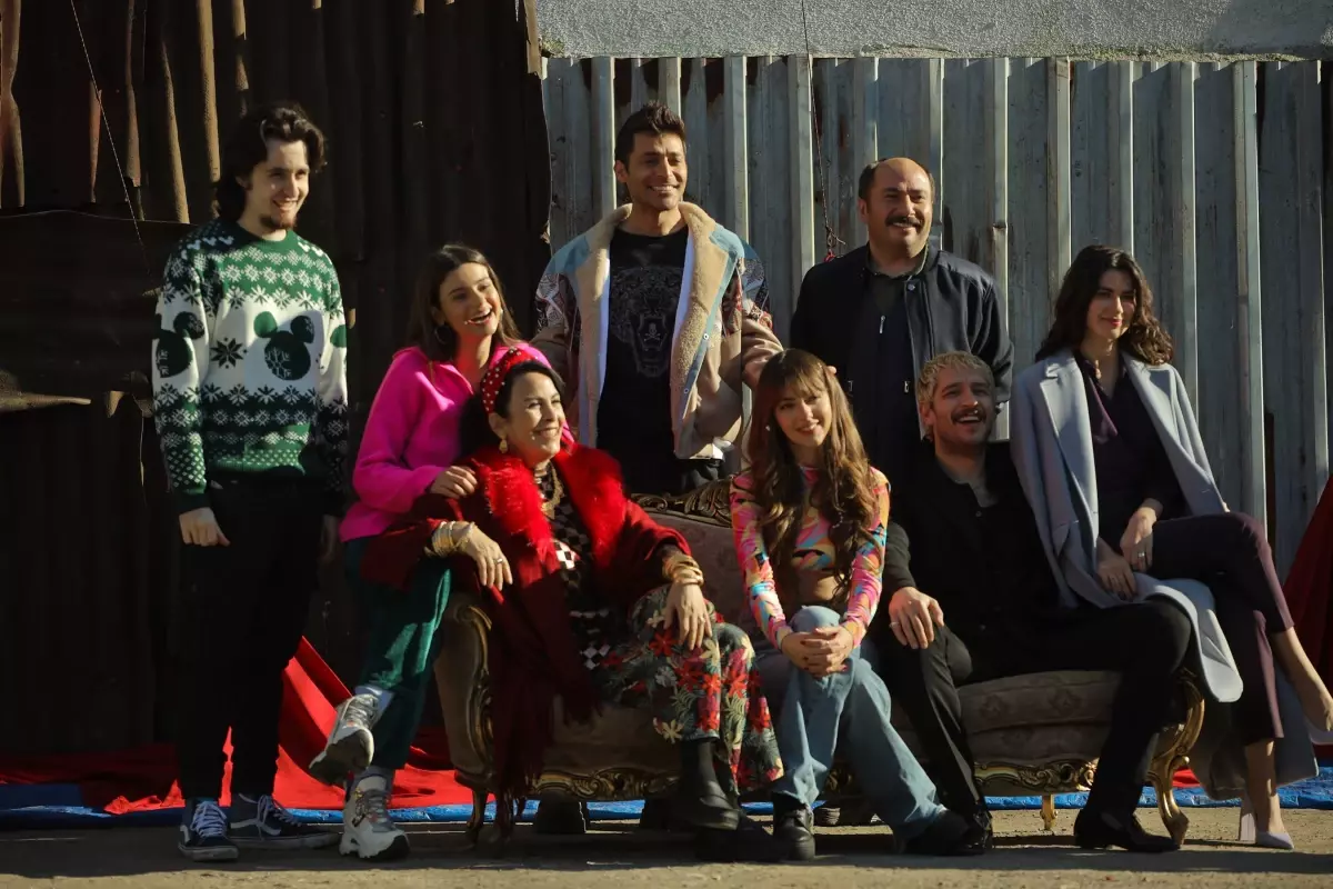 Üç Kuruş oyuncuları! 2022 SHOW TV Üç Kuruş Leyla Efe, İrfan, Ferhan, Şesu Bahar, Halit, Azade kimdir?
