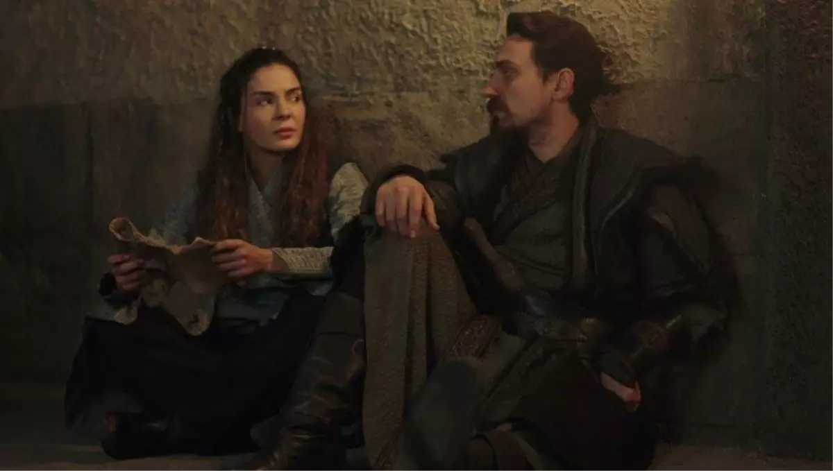 Destan dizisinin oyuncuları! Ebru Şahin, Edip Tepeli, Derya Uluğ kimdir? Alpagu, Ulu Ece, Timur, Kaya kimdir, gerçek adı nedir?