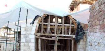 Siirt'te ateşe verilen 130 yıllık camide restorasyon çalışması başladı