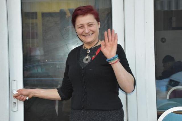 'Yapamazsın' diyenlere inat işine dört elle sarıldı, Sivas'ın tek kadın kıraathanecisi oldu 'Yapamazsın' diyenlere inat işine dört elle sarıldı, Sivas'ın tek kadın kıraathanecisi oldu