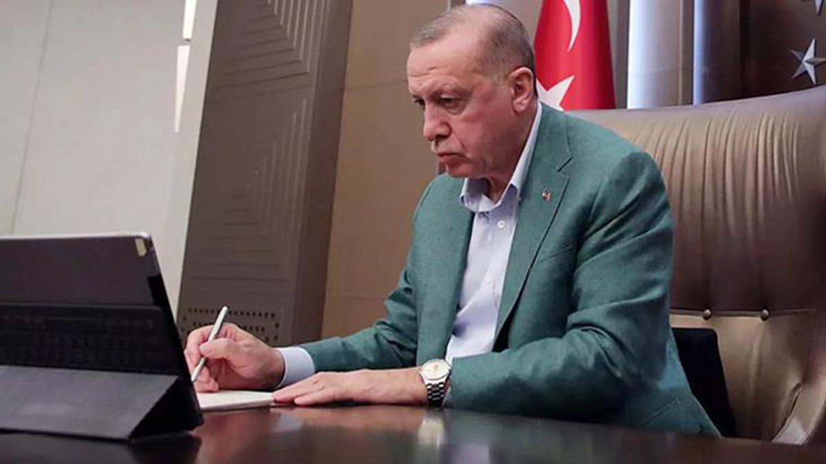 Cumhurbaşkanı Erdoğan, tek tek vatandaşların 'Geçmiş olsun' paylaşımlarını yanıtladı