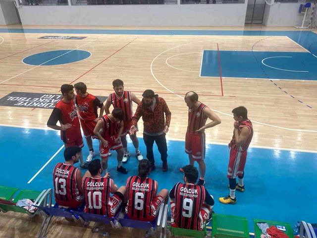 Potada Kocaeli'nin şampiyonu Gölcük Belediyespor