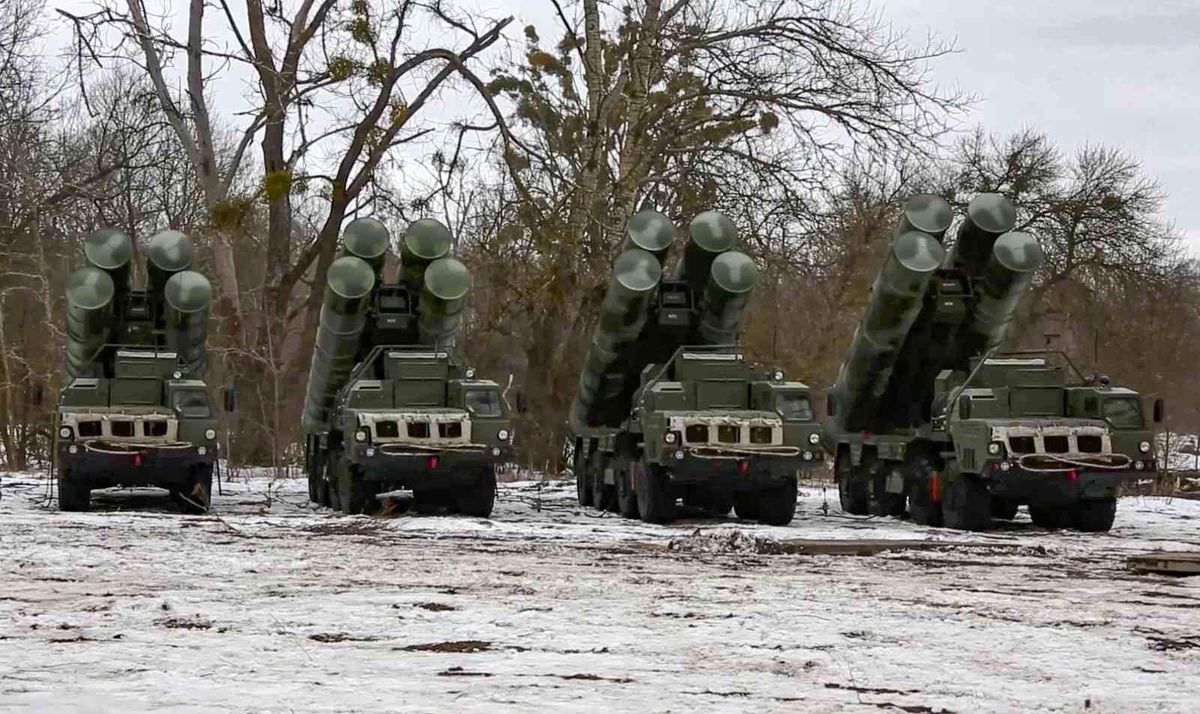 Ukrayna gerginliğinin gölgesinde Rusya'dan gözdağı gibi tatbikat! S-400'leri aktif ettiler