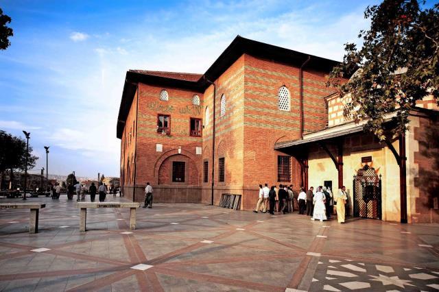 Hacı Bayram-ı Veli Türbesi ve Camisi nerededir? Hacı Bayram-ı Veli Türbesi hangi il ve ilçede bulunur? Ankara'da mı yer alıyor? (Haritadaki yeri)