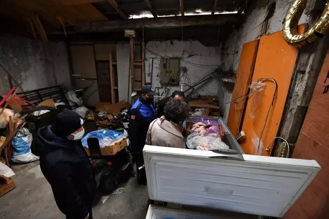 Kaçak tavuk operasyonunda şoke eden görüntü Kaçak tavuk operasyonunda şoke eden görüntü