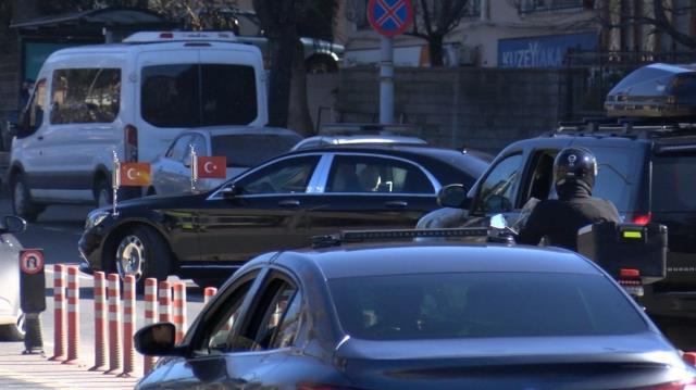 Karantinası biten Cumhurbaşkanı Erdoğan, cuma namazı için Çamlıca Camii'ne gitti