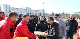 Şehit komutan Mithat Dunca'nın ailesinden Eskişehirspor'a ziyaret