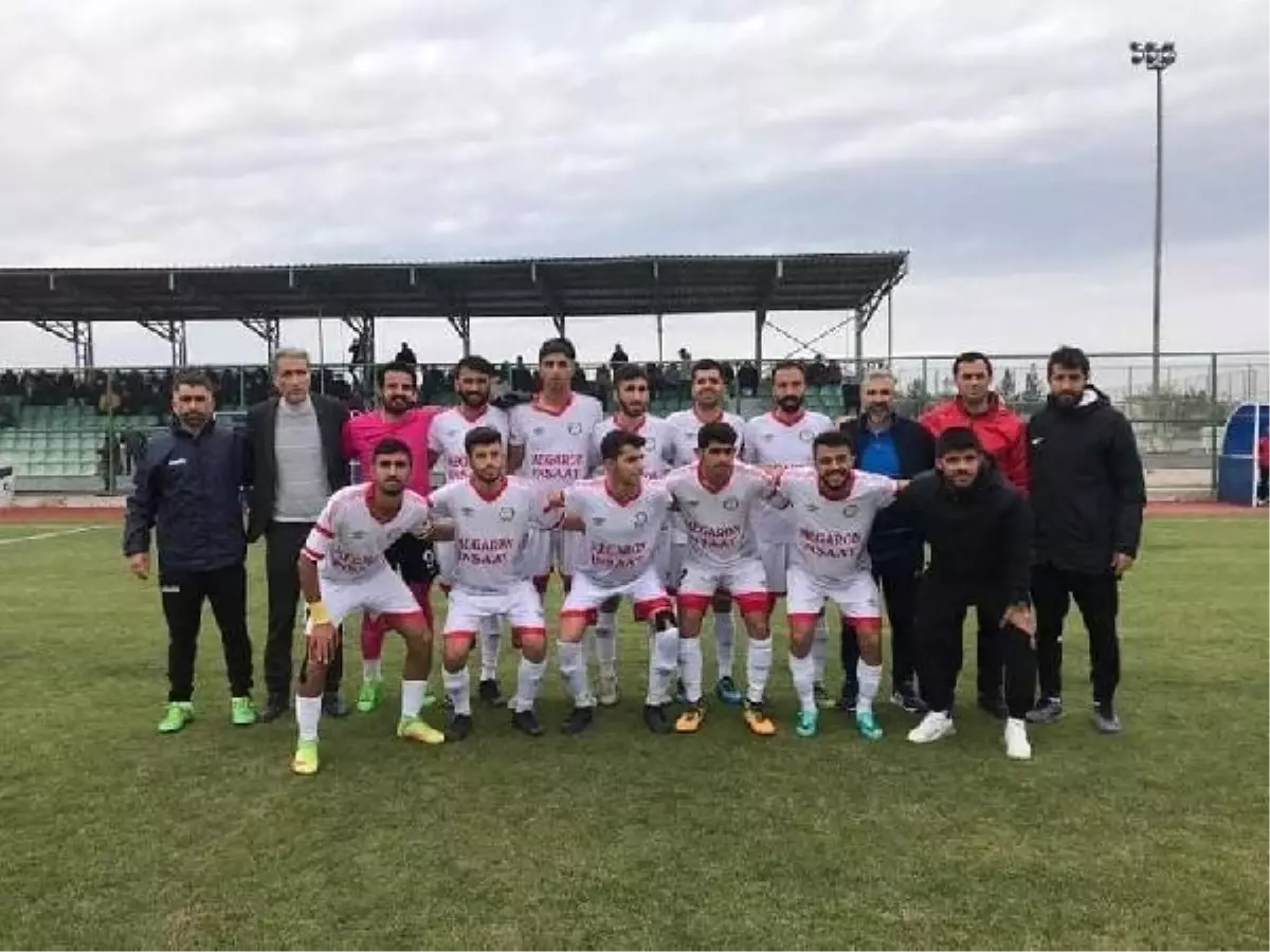 Rakiplerini deplasmanda 20-0 mağlup ettiler