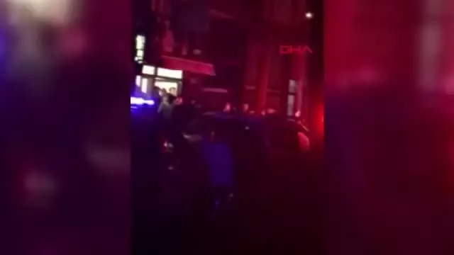 SULTANGAZİ�DE DÜĞÜN SAHİPLERİNDEN POLİSE SALDIRI 5 POLİS SULTANGAZİ�DE DÜĞÜN SAHİPLERİNDEN POLİSE SALDIRI 5 POLİS