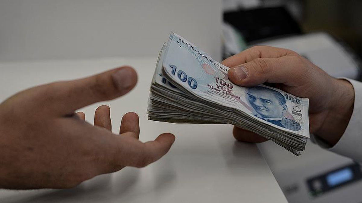 Bugün emekli olsam ne kadar maaş alırım 2022? Emekli maaşları ne kadar? Bu sene emekli olsam ne kadar maaş alırım? Ne zaman emekli olabilirim?