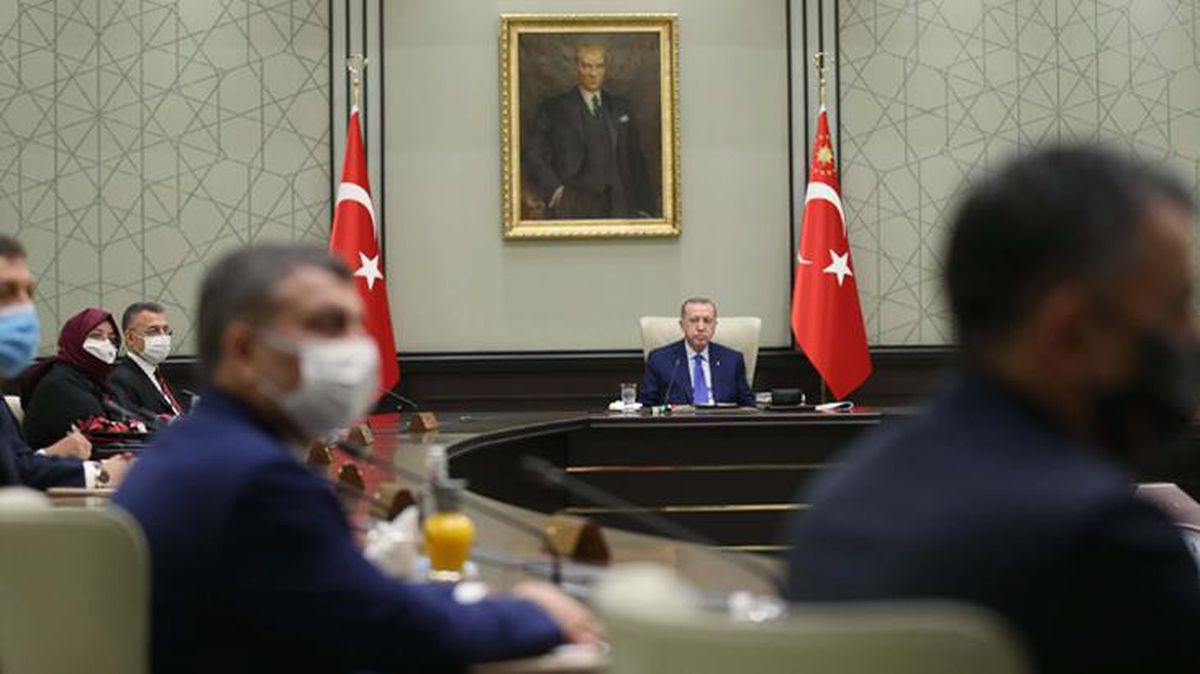 Cumhurbaşkanlığı Kabinesi bugün toplanıyor! Masada ekonomi ağırlıklı 7 önemli konu başlığı var