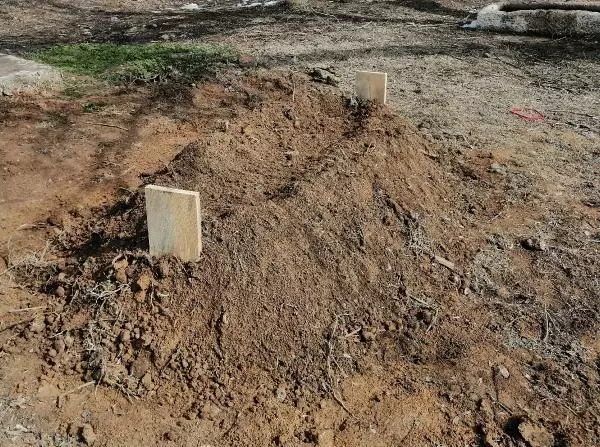 5 ÇOCUĞUNUN ANNESİ GÜLER'İ TABANCAYLA VURARAK ÖLDÜRDÜ 5 ÇOCUĞUNUN ANNESİ GÜLER'İ TABANCAYLA VURARAK ÖLDÜRDÜ