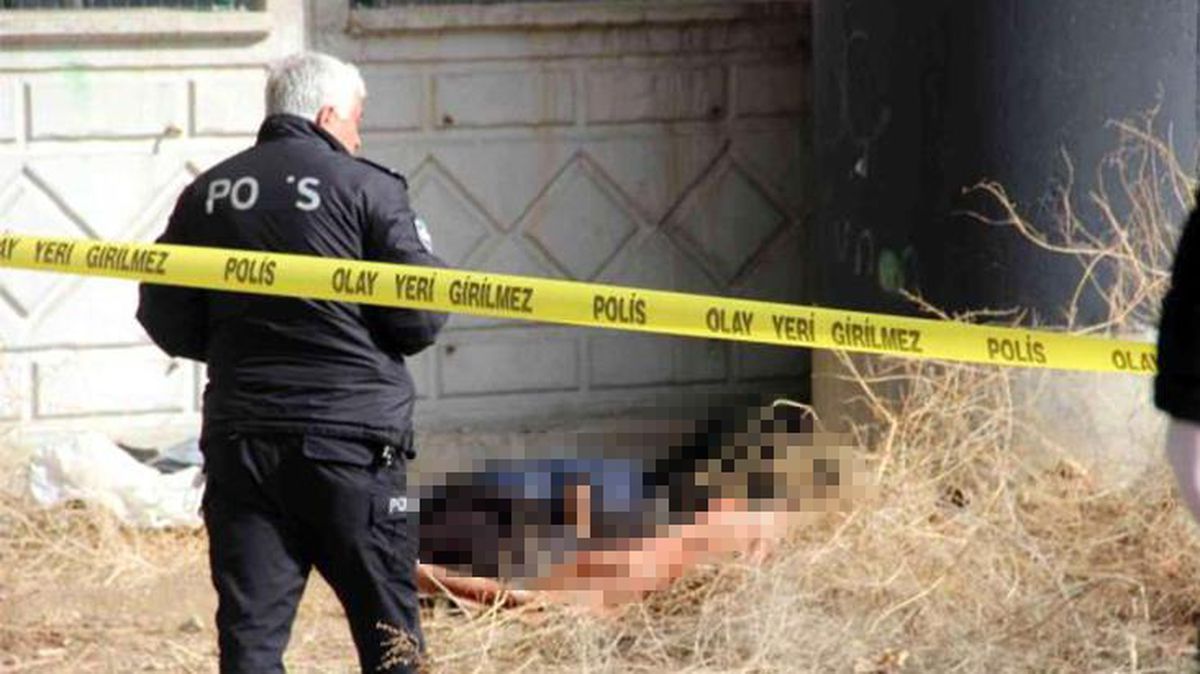 Afyonkarahisar'da 69 yaşındaki adam donmuş halde bulundu