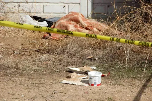 Afyonkarahisar'da 69 yaşındaki bir adam donmuş vaziyette ölü bulundu Afyonkarahisar'da 69 yaşındaki bir adam donmuş vaziyette ölü bulundu