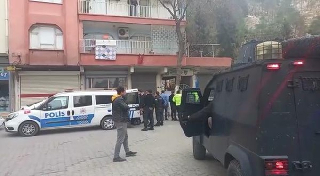 ŞANLIURFA'DA ÇOCUKLARIN KAVGASINA AİLELER DE KARIŞTI: 7 YARALI