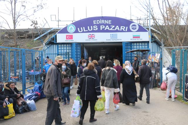 Edirne'de 'Sosyete Pazarına' Bulgar ve Yunan akını: Burada her şey sudan ucuz