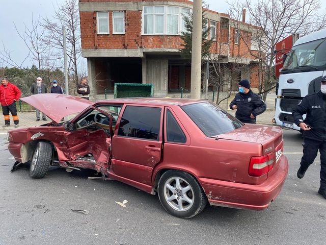 Son dakika haberi! Samsun'daki trafik kazasında biri polis iki kişi yaralandı