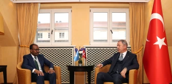 Bakan Akar, Somali Dışişleri Bakanı Ali ile görüştü