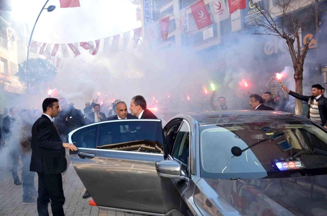 Son dakika politika: Fatih Erbakan maden şehitleri için dua etti