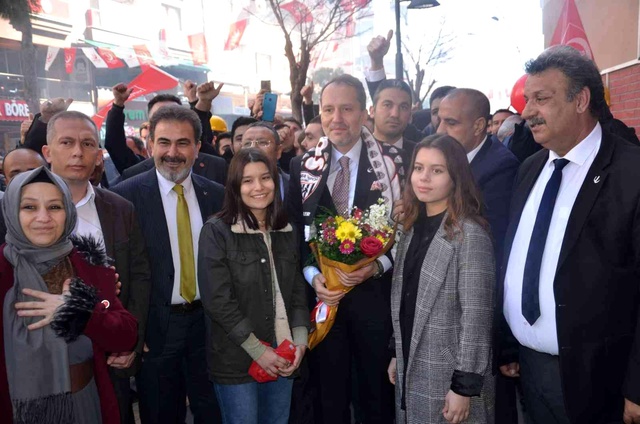 Son dakika politika: Fatih Erbakan maden şehitleri için dua etti