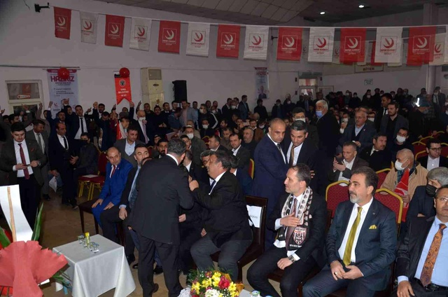 Son dakika politika: Fatih Erbakan maden şehitleri için dua etti