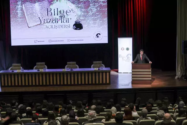 Geleceğin yazarları Bilge Yazarlar projesiyle yetişecek