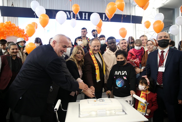 AK Parti'li Özhaseki, KANKA'nın 500. kemik iliği nakli kutlamasına katıldı