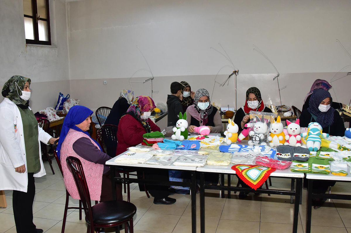 Malatya Büyükşehir Belediyesi, atölye çalışmalarını aralıksız bir şekilde sürdürüyor