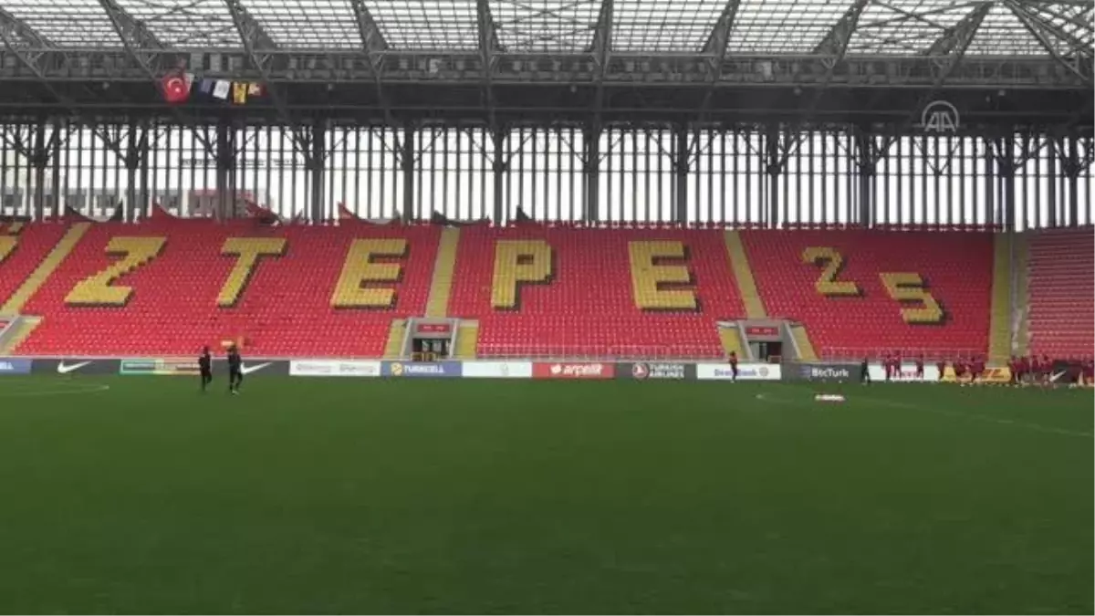 A Milli Kadın Futbol Takımı, Sırbistan maçı öncesinde son çalışmasını yaptı