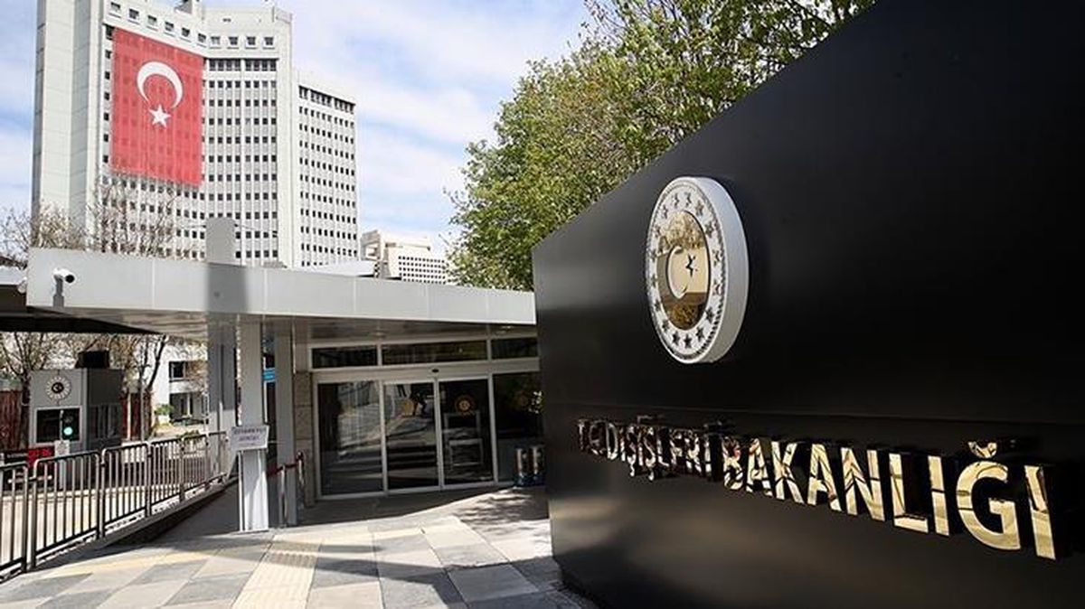 Dışişleri Bakanlığı'ndan Ukrayna'nın doğusunda bulunan Türk vatandaşlarına hayati çağrı: Bölgeden ayrılın!