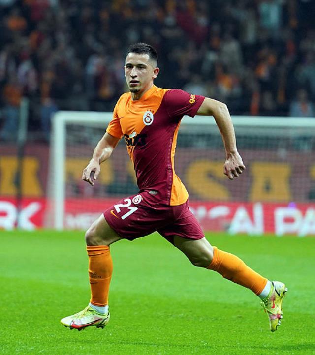 Galatasaray'da büyük kriz patlak verdi! Torrent, yıldız futbolcuları takımda görmek istemiyor