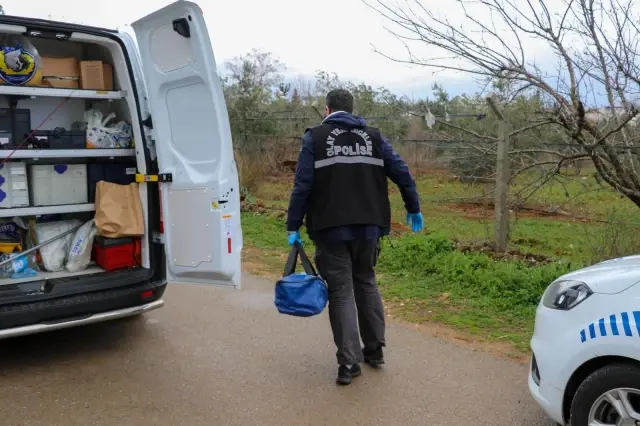 İki aile fertleri arasındaki kavga kanlı bitti! Baba hayatını kaybederken, oğlu yaralandı İki aile fertleri arasındaki kavga kanlı bitti! Baba hayatını kaybederken, oğlu yaralandı