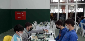 Satranç turnuvasında büyük coşku