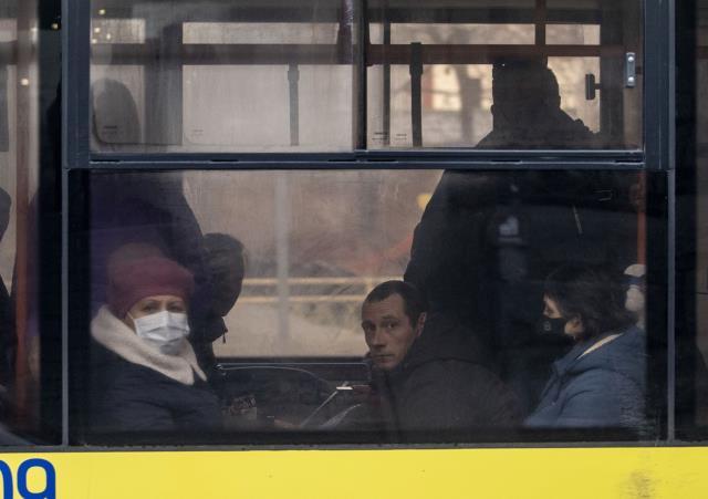 Şehirlerde patlama sesleri yankılanıyor! Ukrayna'da halk çok tedirgin, savaş korkusu sokaklara yansıdı
