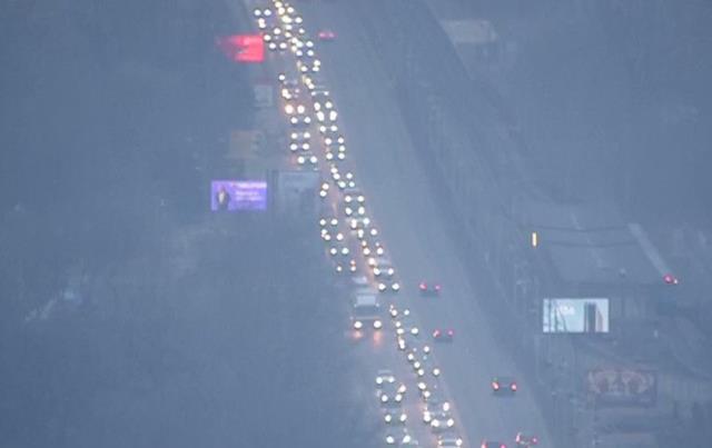 Son dakika: Görüntüler Ukrayna'nın başkenti Kiev'den! İşgalin başlamasının ardından halk şehri terk ediyor