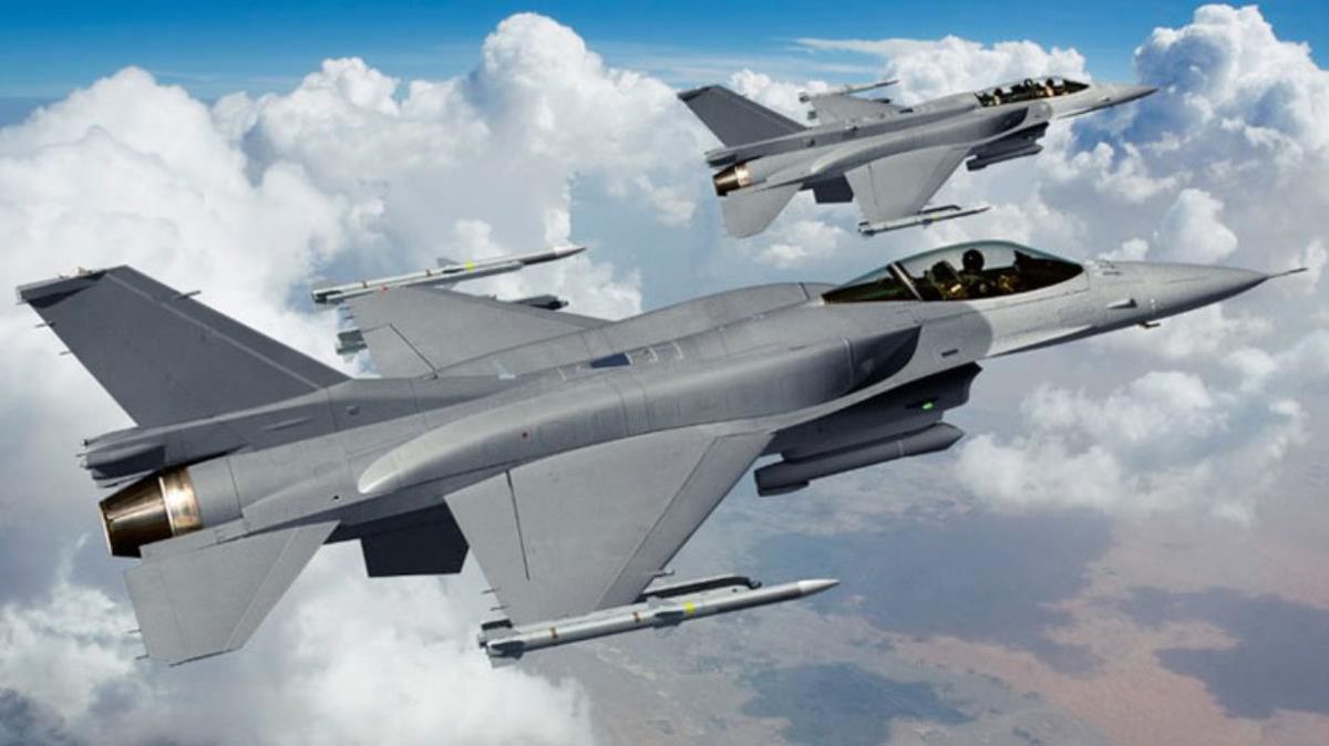 Ukrayna'nın kaç uçağı ve helikopteri var? Rusya ve Ukrayna'nın kaç savaş uçağı bulunuyor? Ukrayna'nın kaç helikopteri var? Kaç denizaltı var?