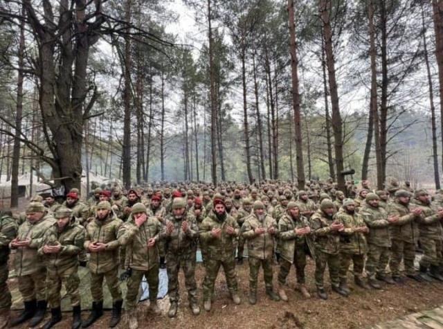 Çeçenistan Lideri Muhammed Kadirov açıkladı! Çeçen ordusu Ukrayna sınırında