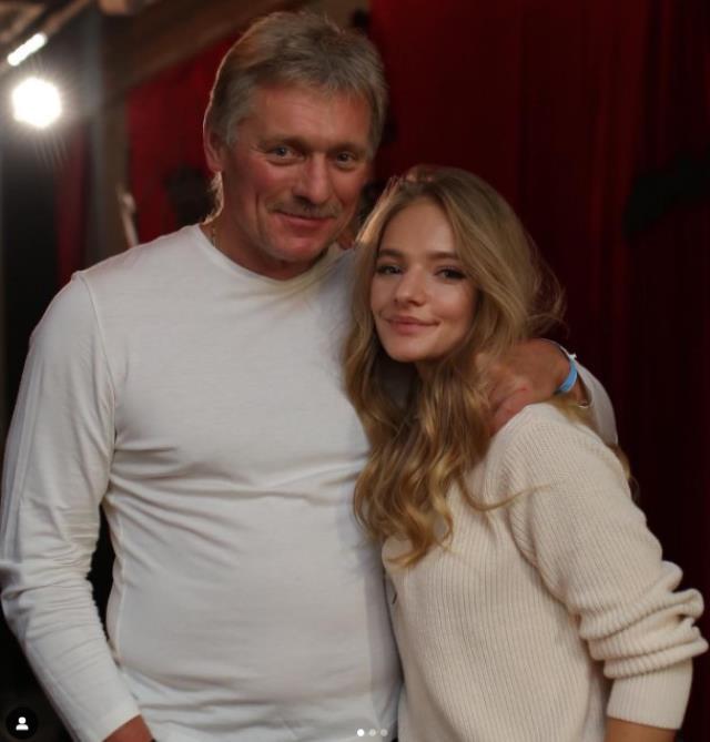 Rusya, Kremlin Sözcüsü Peskov'un kızının yaptığı 'Savaşa hayır' paylaşımıyla çalkalanıyor