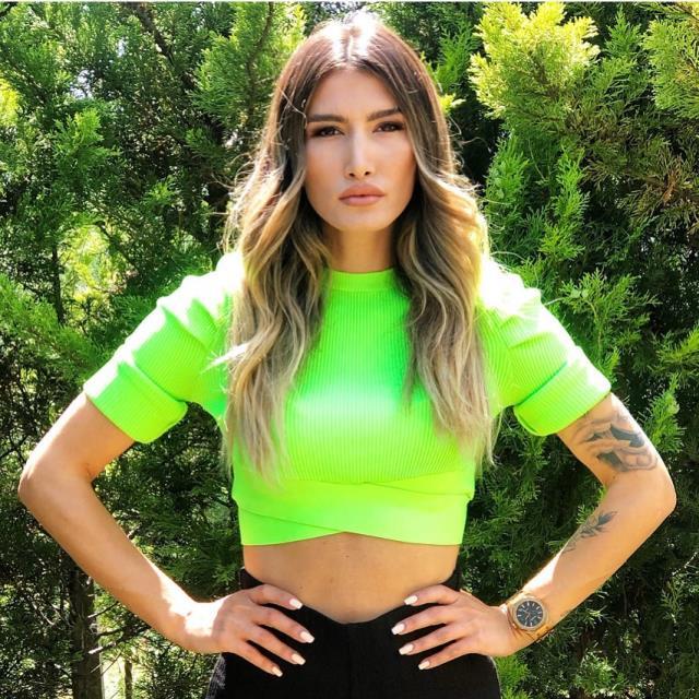 Sema Bayraktar, eski eşi ile evlilik kararı alan arkadaşı Aycan Varış'a sitem etti: Eşimi evine alıp bana video attı Sema Bayraktar, eski eşi ile evlilik kararı alan arkadaşı Aycan Varış'a sitem etti: Eşimi evine alıp bana video attı