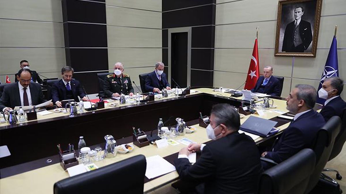 Son Dakika: Cumhurbaşkanı Erdoğan'ın da katıldığı NATO Zirvesi'nden ilk açıklama! Bölgeye takviye güç gönderilecek